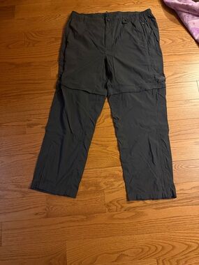 The North Face Men's Black Hiking Pants Zip Off